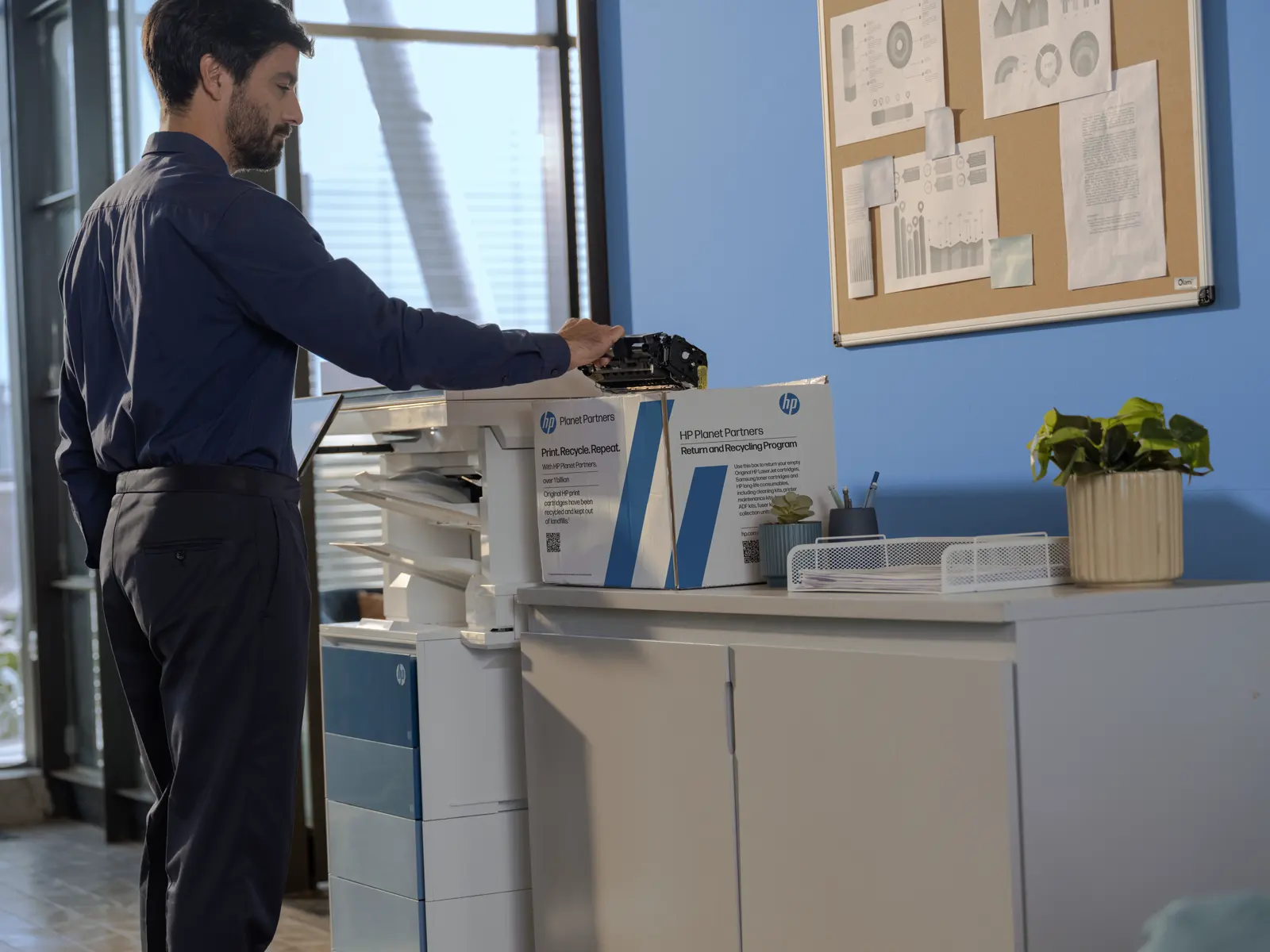 Multifunzione HP LaserJet Enterprise serie X600